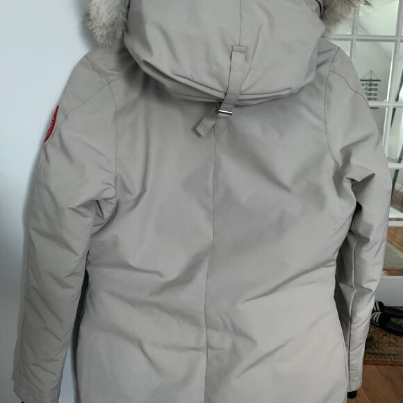 Canada Goose Victoria Parka - Picture 2 of 16